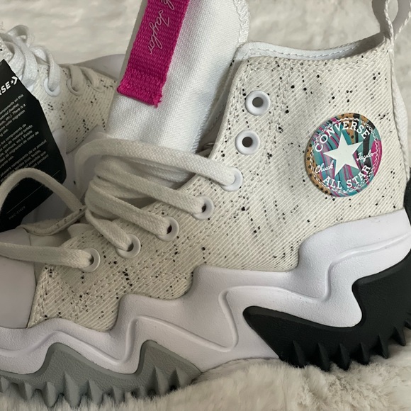 Ready to use this new  shoes - Picture 1 of 5